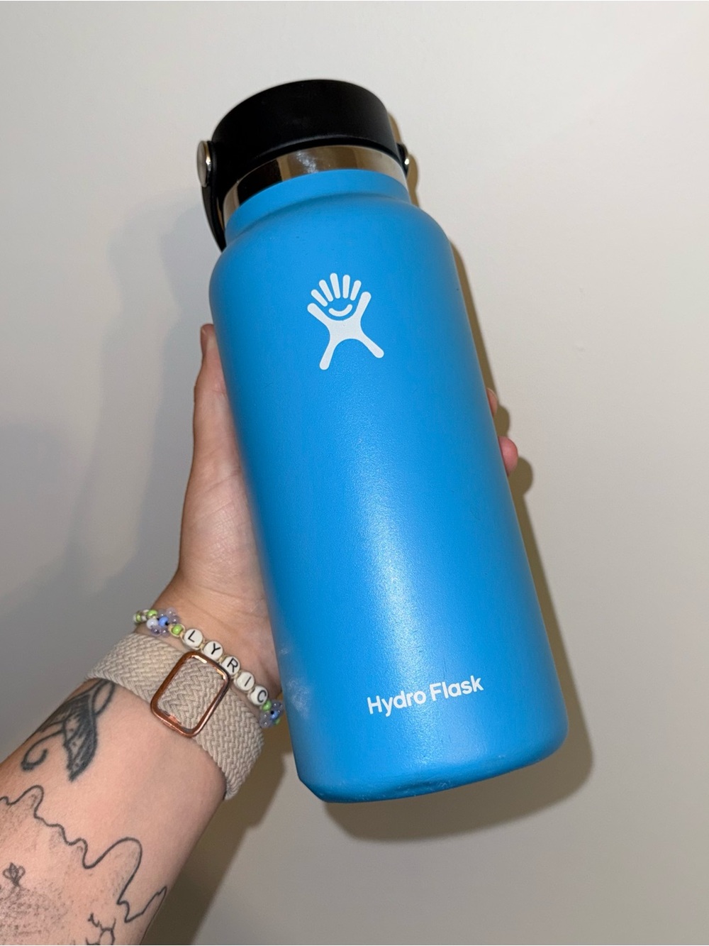 Hydro Flask Sky Blue Wide Mouth Bottle with Black Flex Cap